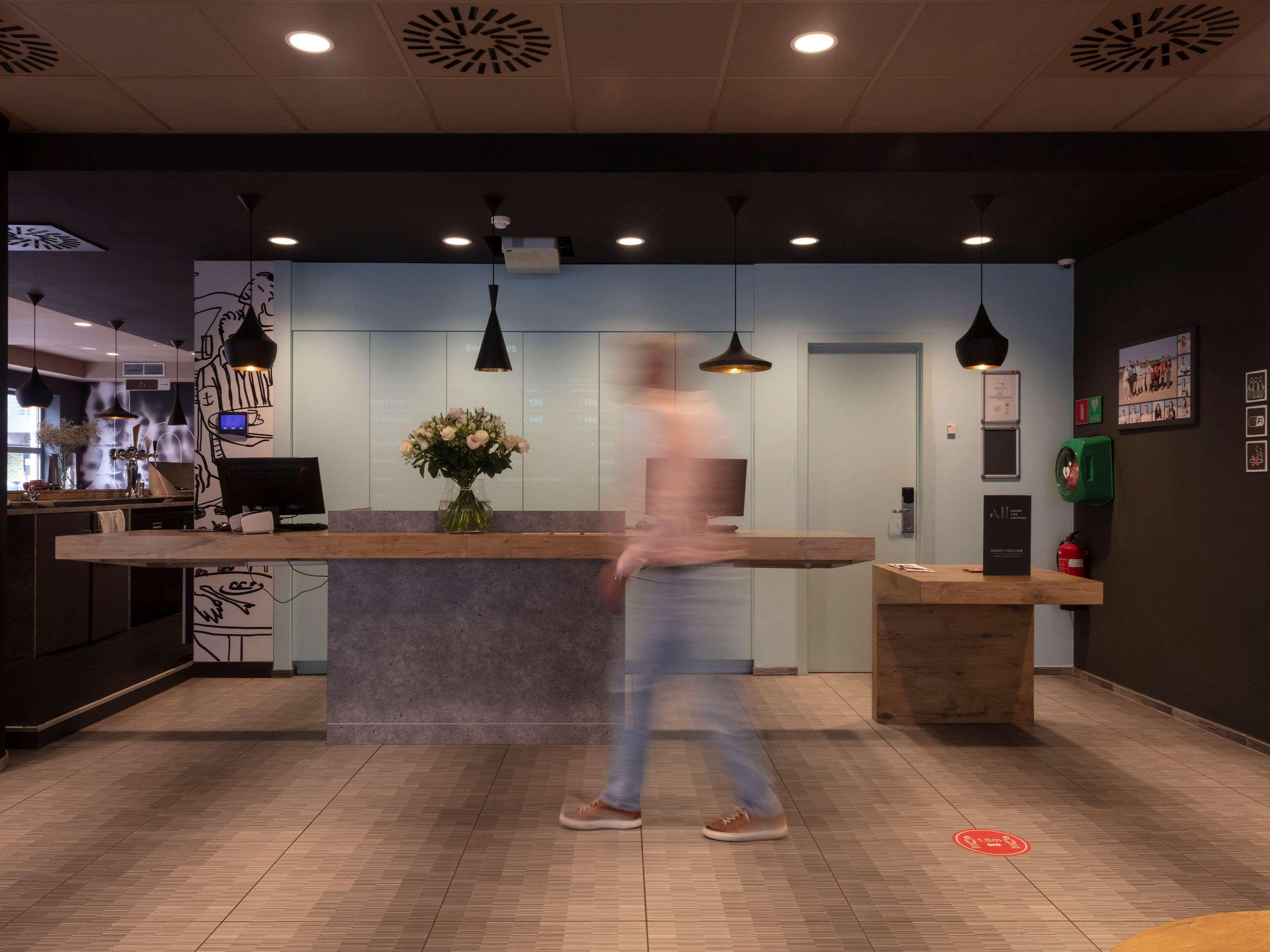 Ibis De Panne Hotel Exterior photo