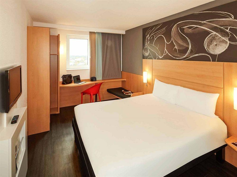 Ibis De Panne Hotel Exterior photo